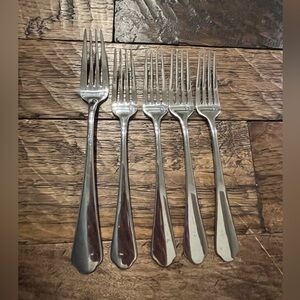 Clementine (Stainless) by CUISINART FLATWARE Forks (5)